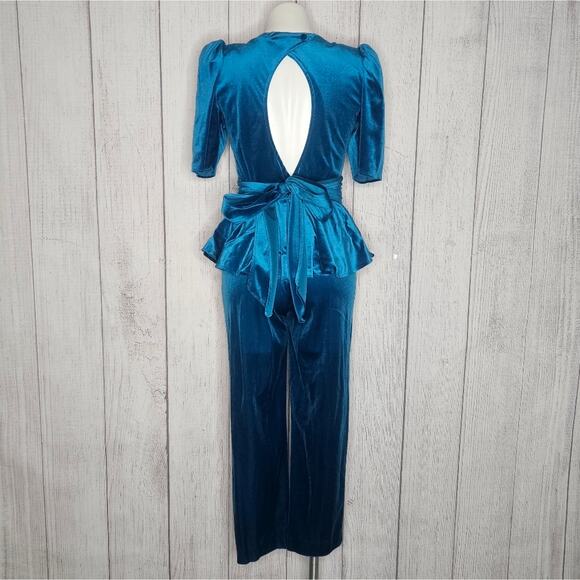 VTG 80s Teal Velvet Peplum Waist Jumpsuit with Open Back, size 5 - Picture 6 of 8
